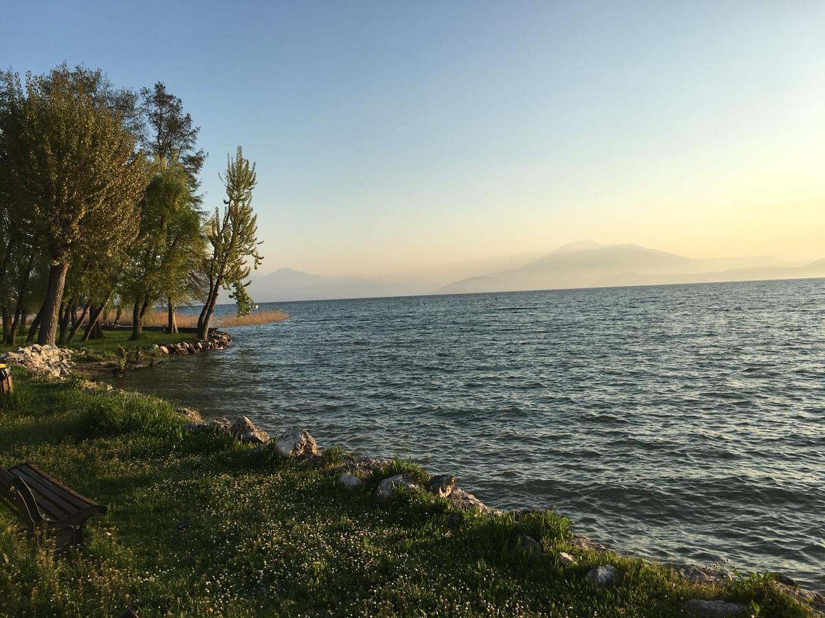 Villa Onofria Сирмионе Экстерьер фото